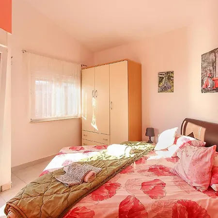 Fuer 4 Personen Ca 38 Qm In Liznjan, Istrien Suedkueste Von Istrien Apartment